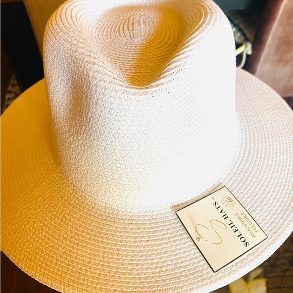White Soleil Palm Beach Straw Sun Hat with Pink &  Chain-Print Twilly Scarf main image 4